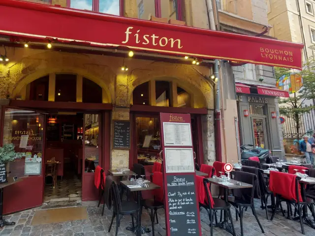 Bouchon Vieux Lyon Quel Est Le Meilleur Bouchon Lyonnais Du Vieux